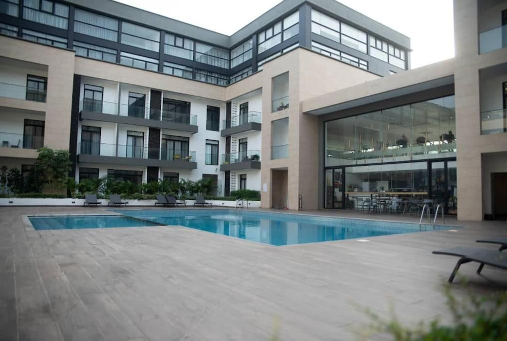 Pool View Apartment @Embassy Gardens Accra Ngoại thất bức ảnh